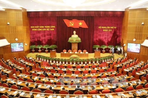 Tự phê bình và phê bình - Khó khăn nhưng là khâu mấu chốt nhất 