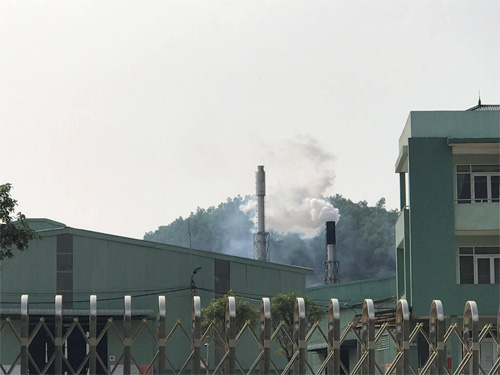 Nhà máy, bãi xử lý rác thải “đua nhau”... xả thải