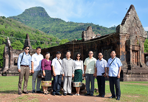 Bài 2: Xuôi ngược theo dòng Mê Công
