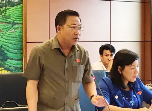 Quốc hội thảo luận ở tổ về Dự án Luật Quản lý nợ công (sửa đổi)