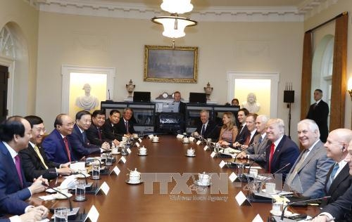 Thủ tướng Nguyễn Xuân Phúc hội đàm với Tổng thống Donald Trump 