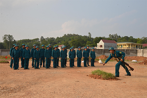 Cấp ủy, chính quyền cùng chăm lo xây dựng lực lượng dân quân tự vệ
