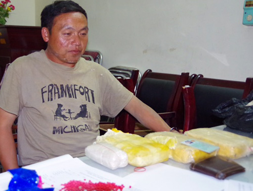 Bộ đội Biên phòng Điện Biên bắt giữ đối tượng vận chuyển 21.000 viên ma túy tổng hợp