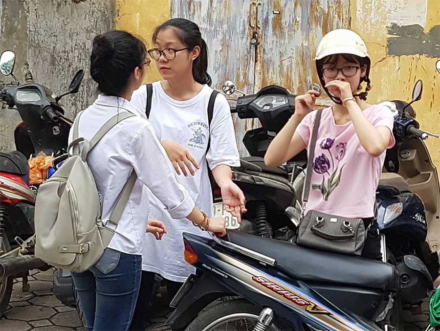 Đề thi môn Ngữ văn vào lớp 10 sát với nội dung ôn luyện, học tập