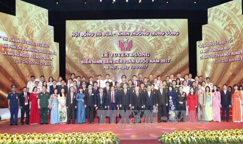 Lễ tuyên dương điển hình tiên tiến toàn quốc năm 2017