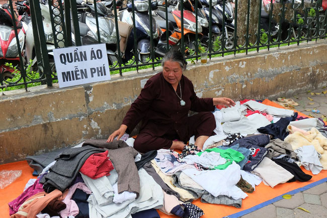 MÁT LÒNG TRONG NẮNG NÓNG KỶ LỤC
