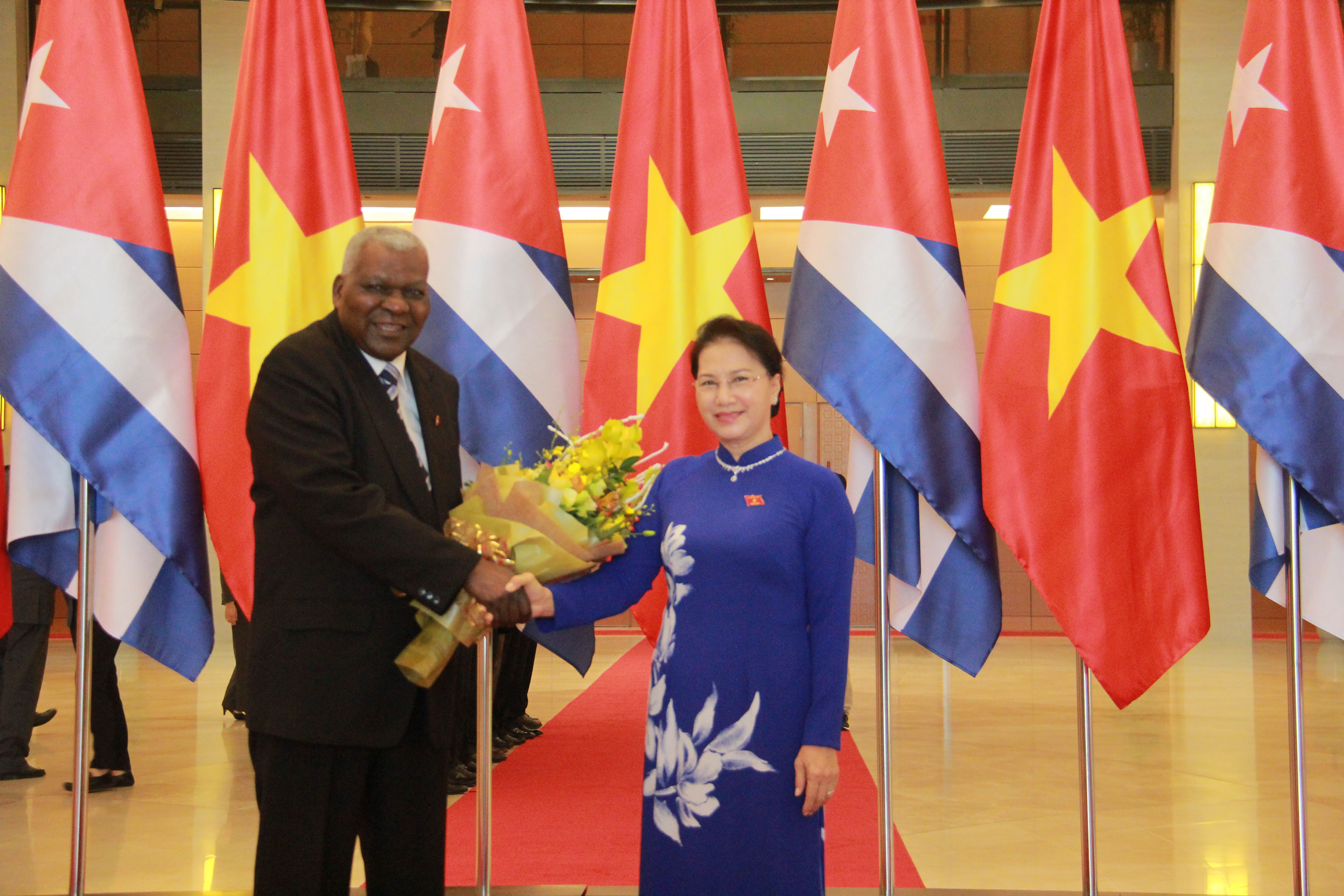 Chủ tịch Quốc hội Nguyễn Thị Kim Ngân hội đàm với Chủ tịch Quốc hội Cu-ba