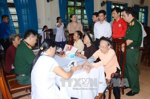 Khám chữa bệnh miễn phí cho hàng nghìn đối tượng chính sách