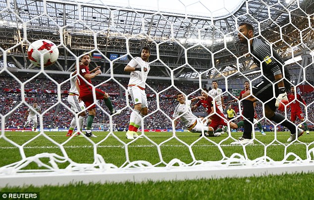 Confeds Cup 2017: Bồ Đào Nha hòa Mexico sau màn rượt đuổi nghẹt thở