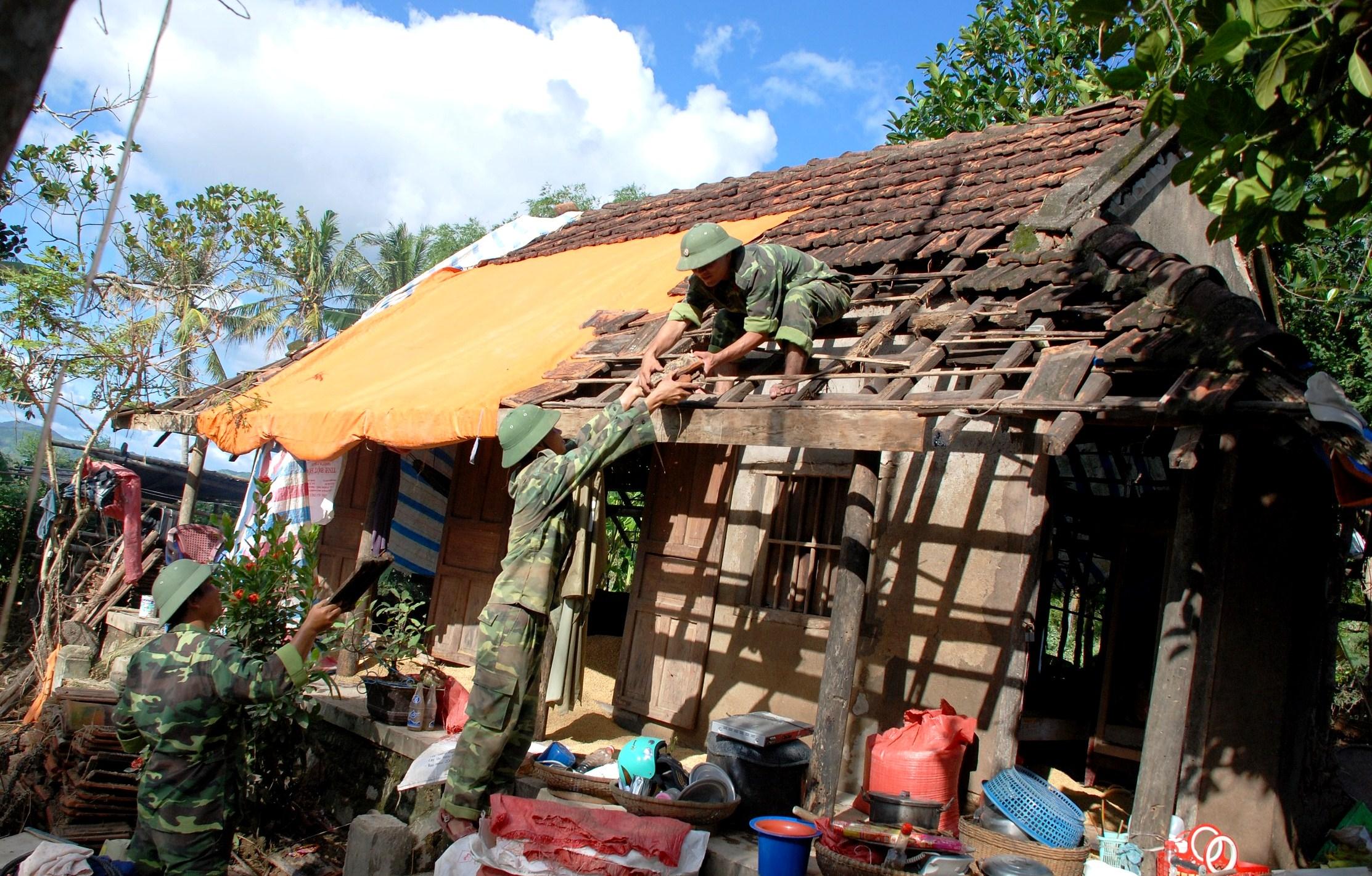 Bài 2: Chung tay giải quyết khó khăn về nhà ở
