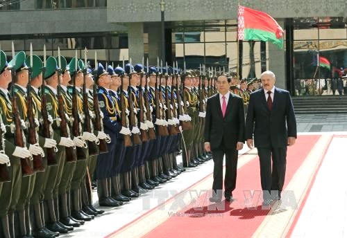 Chủ tịch nước Trần Đại Quang hội đàm với Tổng thống Bê-la-rút A.Lu-ca-sen-cô