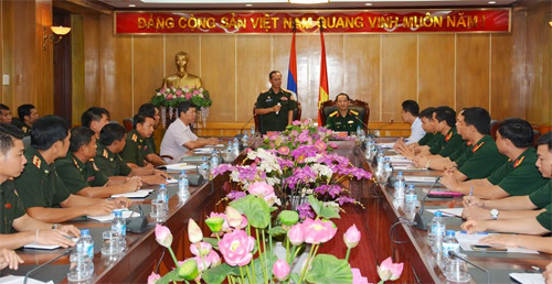 Thanh niên quân đội Việt Nam và Lào tăng cường hợp tác