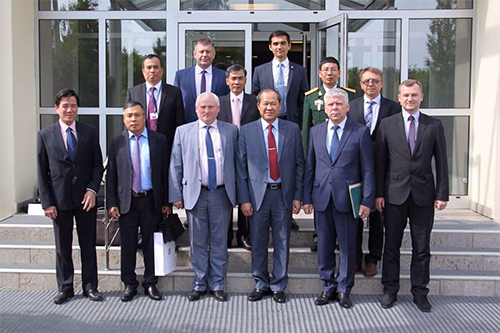 Thượng tướng Bế Xuân Trường làm việc với Ủy ban Quốc gia về Công nghiệp quốc phòng Bê-la-rút
