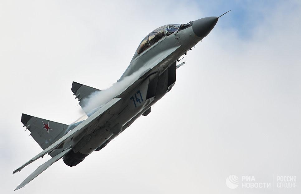 Nga-Mỹ trong cuộc chiến giành thị trường vũ khí Ấn Độ
