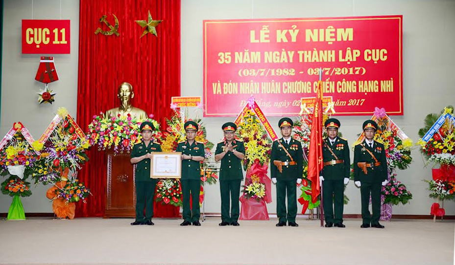 Cục 11 (Tổng Cục II - Bộ Quốc phòng) đón nhận Huân chương Chiến công hạng nhì