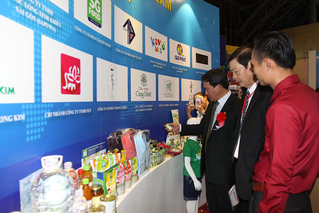 Khai mạc Hội chợ Triển lãm “Tôn Vinh Hàng Việt” – Năm 2017