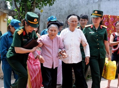 SÁNG TẠO TRONG HOẠT ĐỘNG “ĐỀN ƠN ĐÁP NGHĨA”
