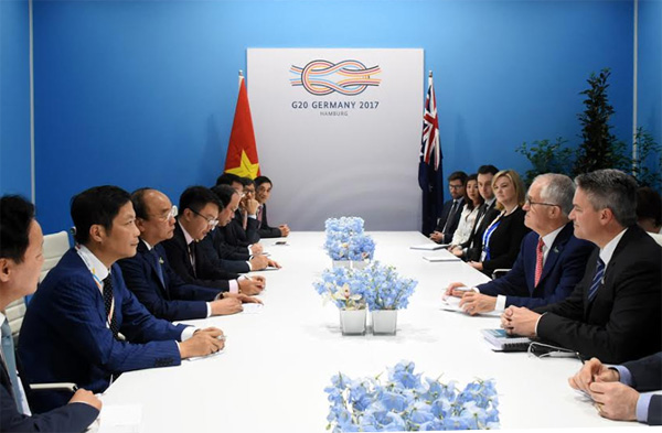 Thủ tướng Nguyễn Xuân Phúc tiếp xúc song phương bên lề Hội nghị Thượng đỉnh G20