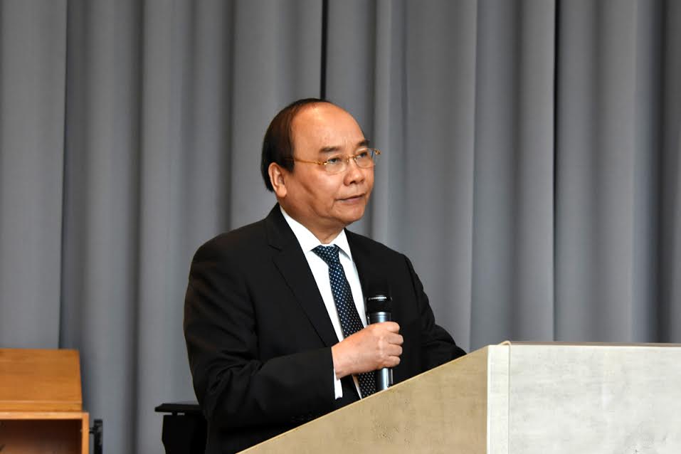 Thủ tướng Nguyễn Xuân Phúc thăm một số cơ sở nghiên cứu khoa học và giảng dạy tại Hà Lan