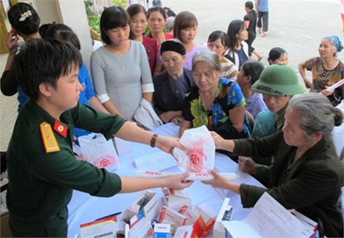 Hành trình tri ân thắm tình quân-dân