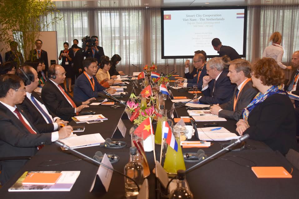 Thủ tướng Nguyễn Xuân Phúc dự Diễn đàn doanh nghiệp Việt Nam-Hà Lan