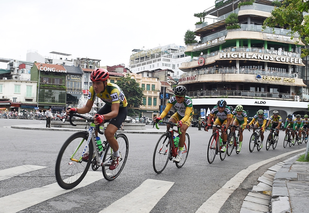 Chặng 1 gồm 30 vòng đua quanh Hồ Hoàn Kiếm (Hà Nội), với tổng chiều dài quãng đường là 51km.