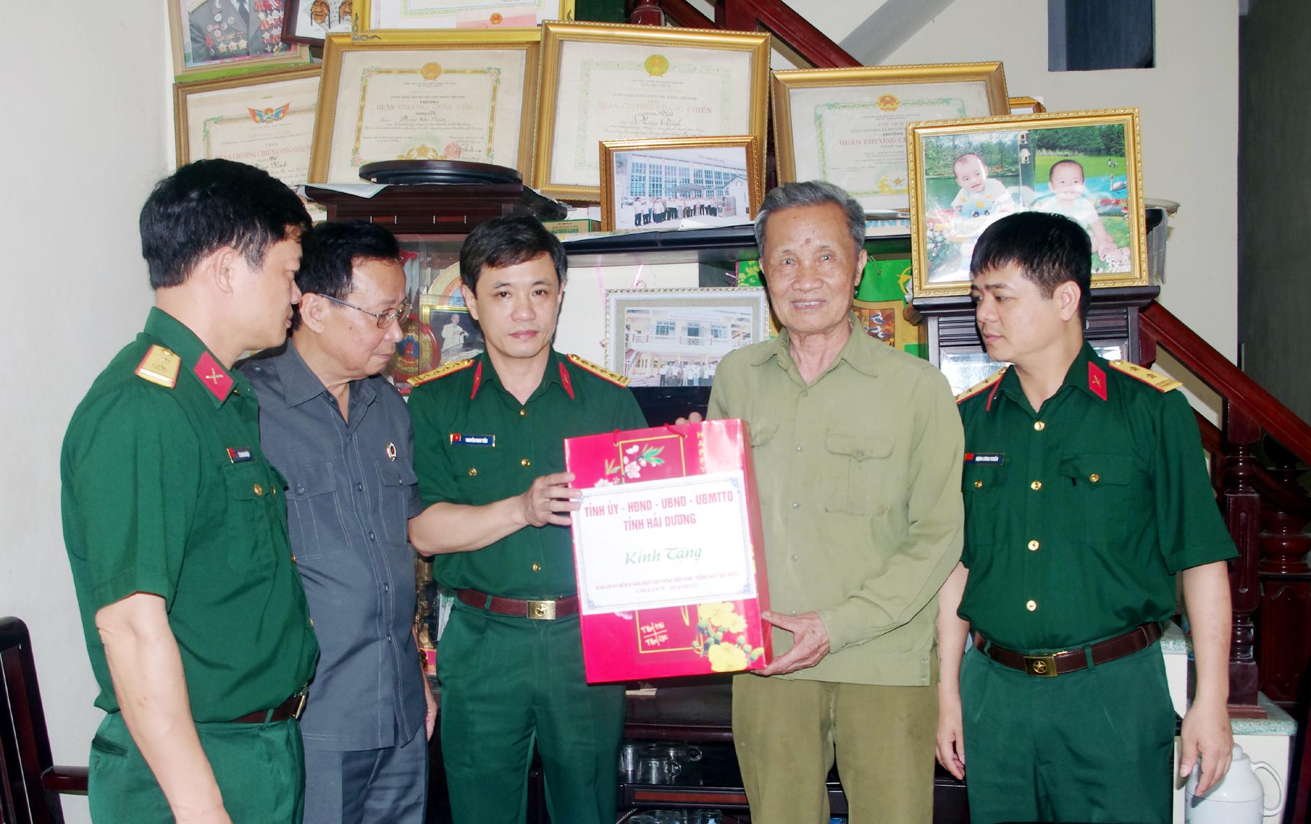 Tri ân từ những việc thiết thực
