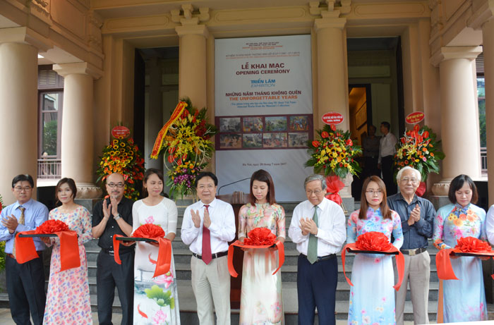 Khai mạc Triển lãm 