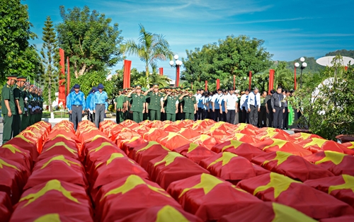 Tỉnh An Giang tổ chức Lễ an táng 168 hài cốt liệt sĩ