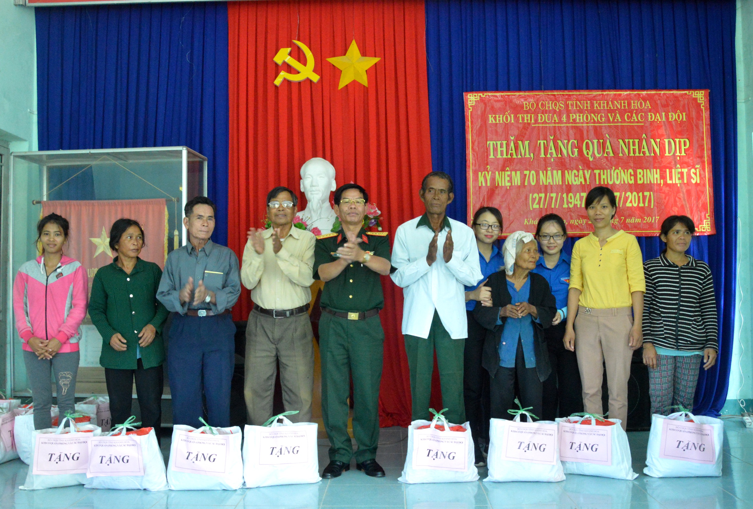 Khánh Hòa thực hiện nhiều hoạt động “Đền ơn đáp nghĩa”