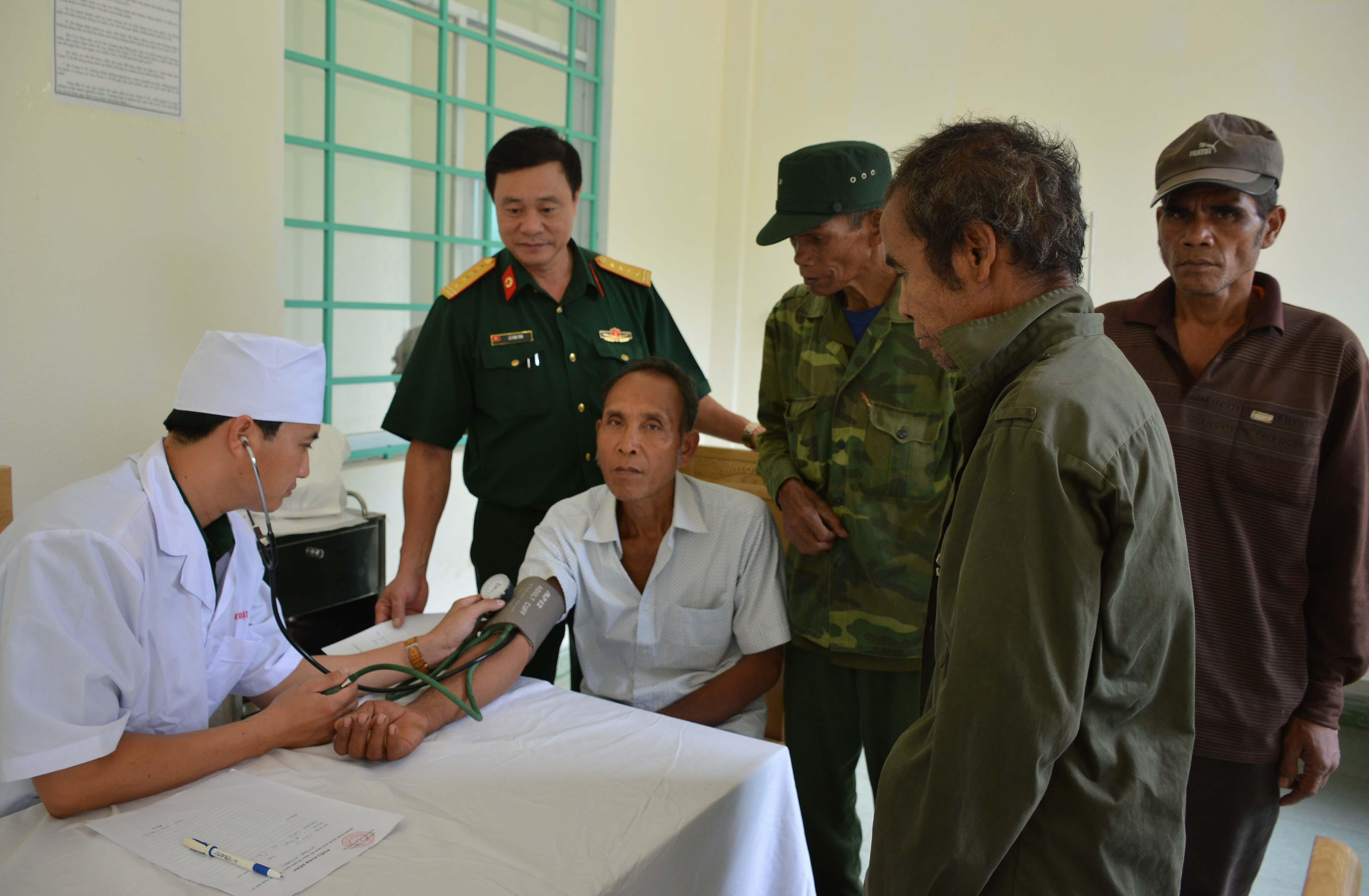 Thắm nghĩa tình hành trình tháng Bảy
