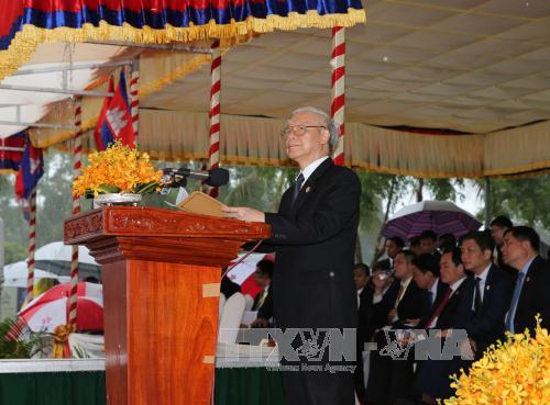 Việt Nam sẽ làm hết sức mình cùng với Cam-pu-chia giữ gìn, vun đắp mối quan hệ giữa hai nước (*)