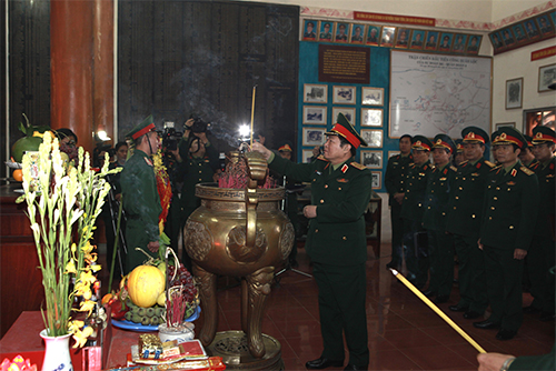 Ghi từ hai ngôi nhà truyền thống