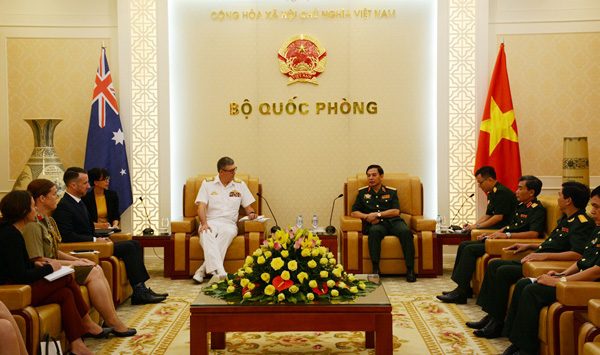 Phó tư lệnh Lực lượng Quốc phòng Australia thăm và làm việc tại Việt Nam
