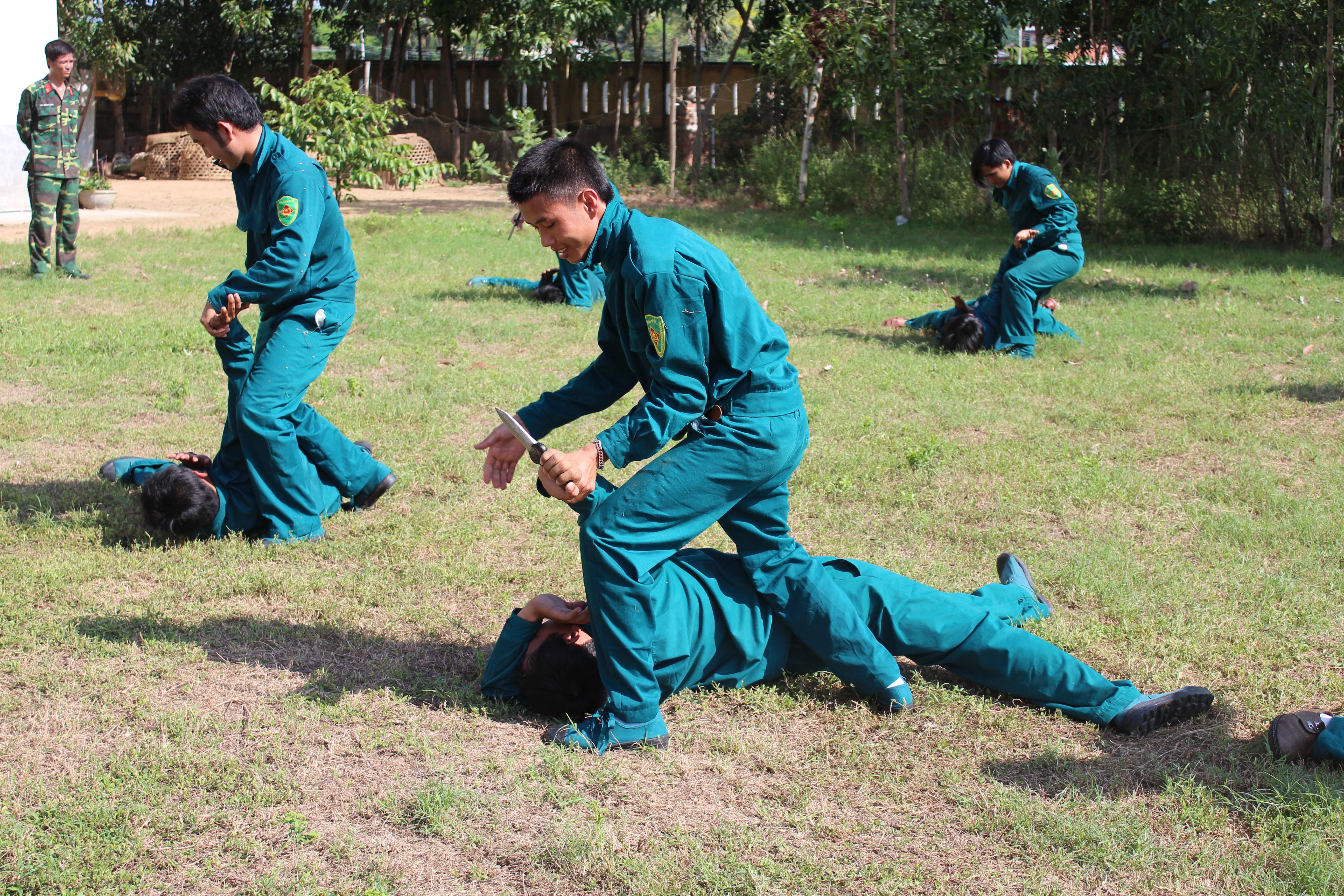 Phú Yên chú trọng xây dựng lực lượng dân quân tự vệ
