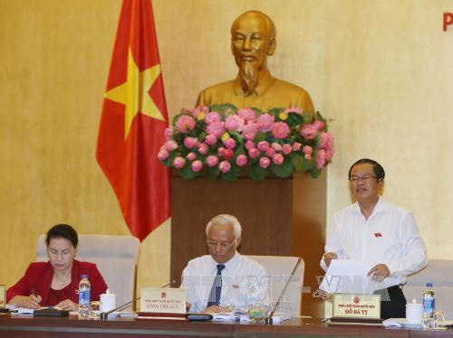 Cân nhắc sự cần thiết ban hành dự án Luật Hành chính công