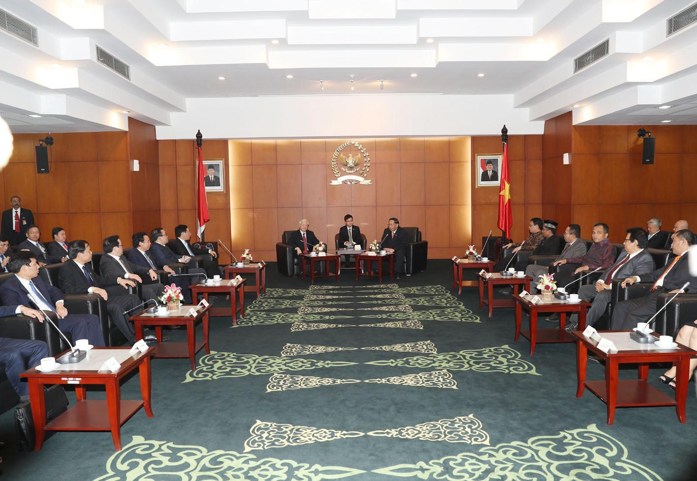 Tổng Bí thư Nguyễn Phú Trọng hội kiến với các nhà lãnh đạo Indonesia
