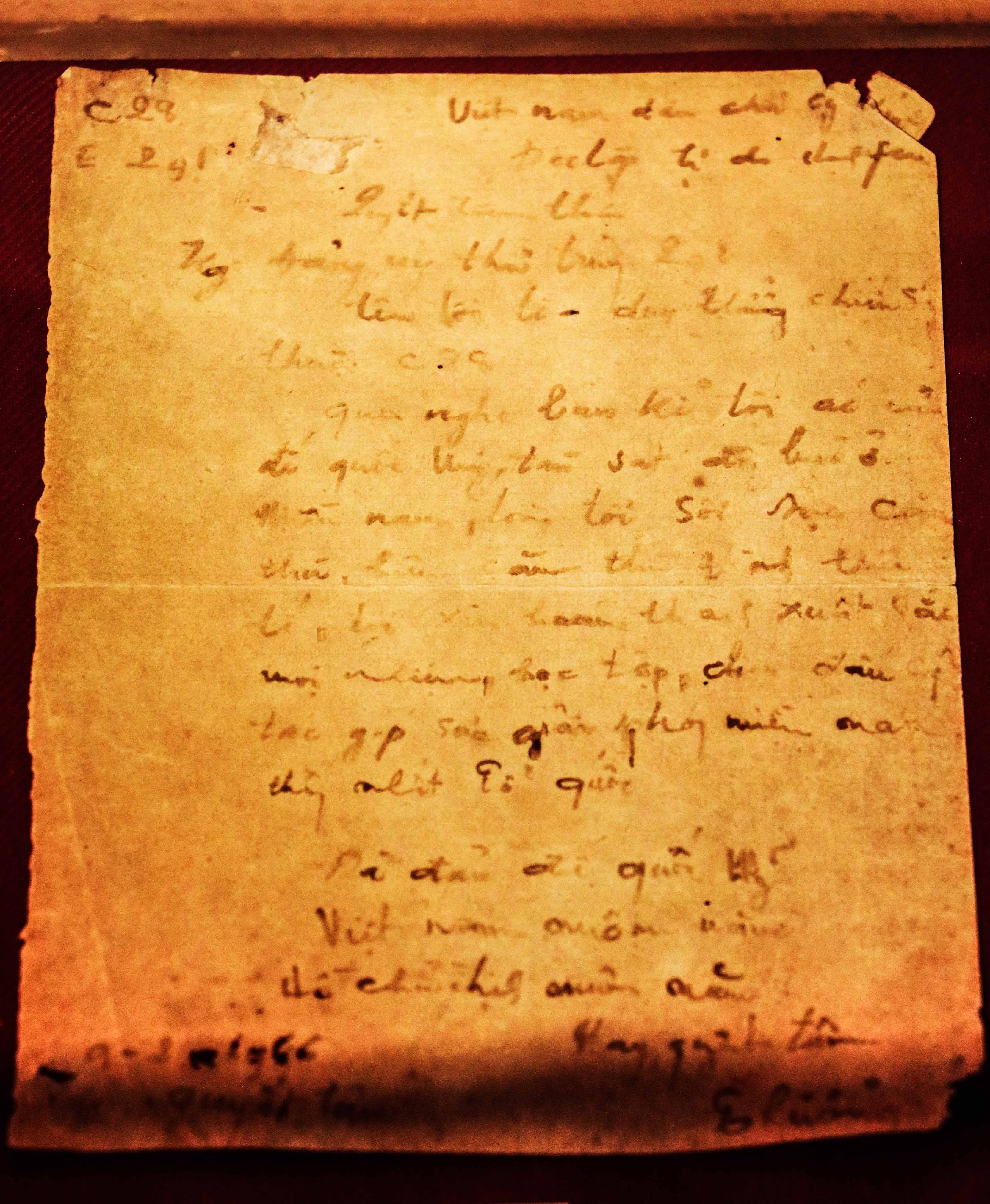 Quyết tâm thư viết bằng máu
