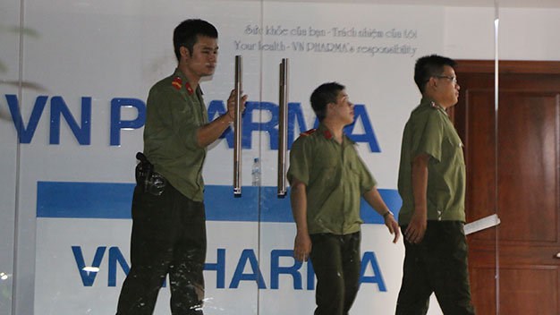 NGĂN CHẶN HÀNH VI LỢI DỤNG KẼ HỞ CỦA PHÁP LUẬT