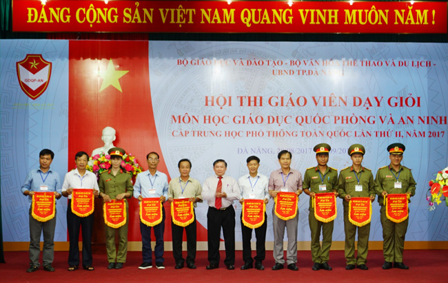 294 thí sinh tham gia Hội thi giáo viên dạy giỏi môn GDQP&AN toàn quốc