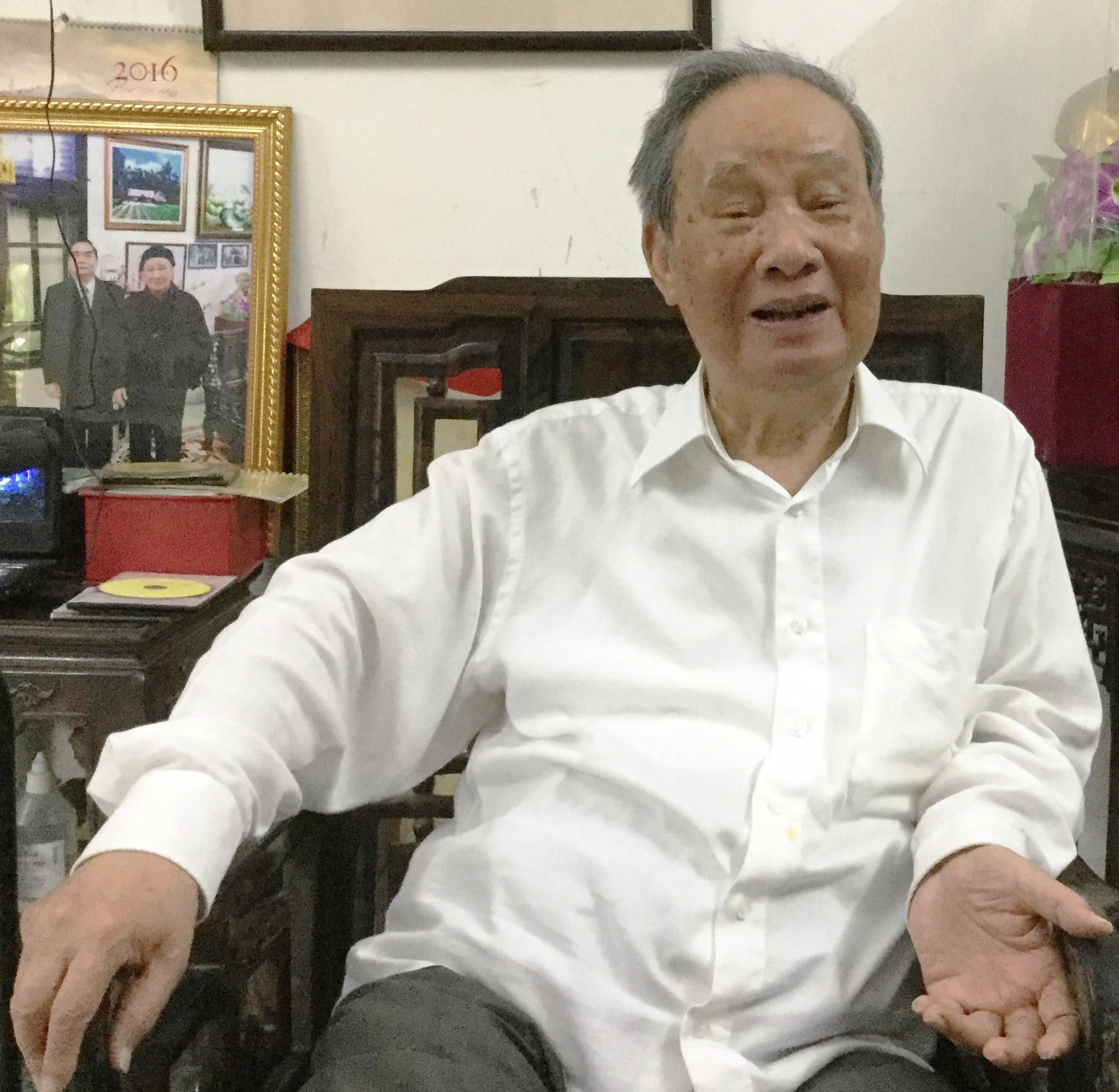 Từ những ngày đầu tình sâu nghĩa nặng
