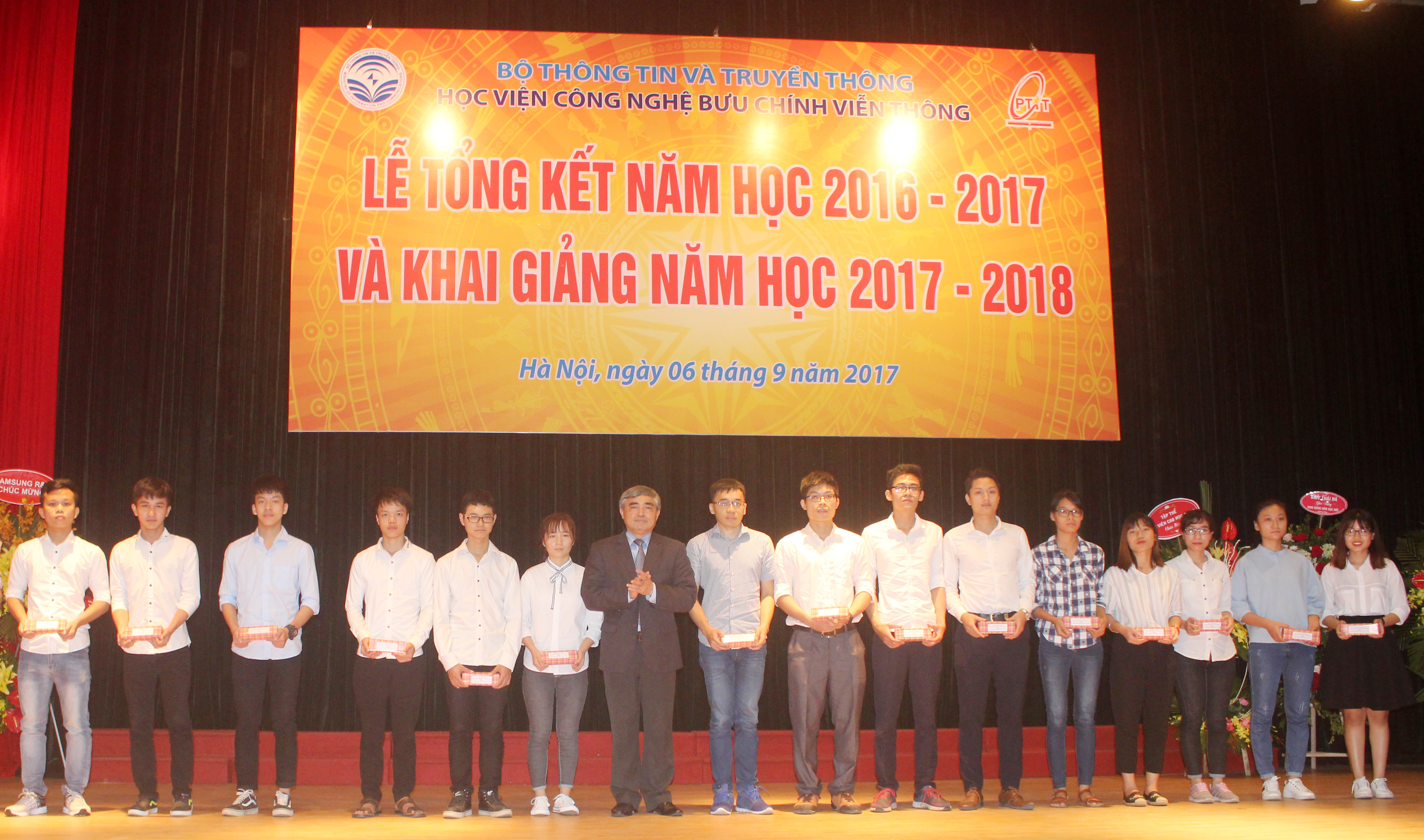 Học viện Công nghệ Bưu chính Viễn thông cần sớm trở thành trường trọng điểm trong lĩnh vực CNTT-TT