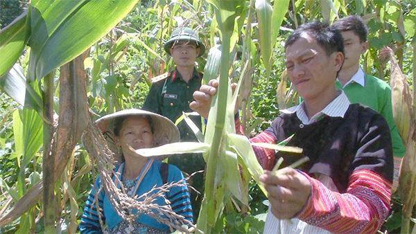 Bí thư chi bộ ở bản Ón