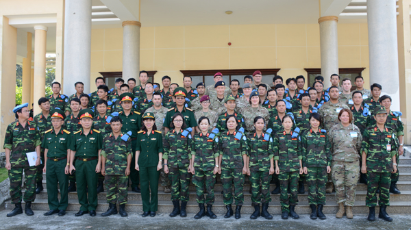 Khai mạc diễn tập huấn luyện thực hành Bệnh viện dã chiến cấp 2