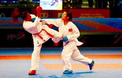 Nguyễn Thị Ngoan giành HCV lịch sử ở giải Karatedo thế giới