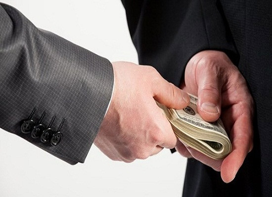 Không để người thân lợi dụng để trục lợi