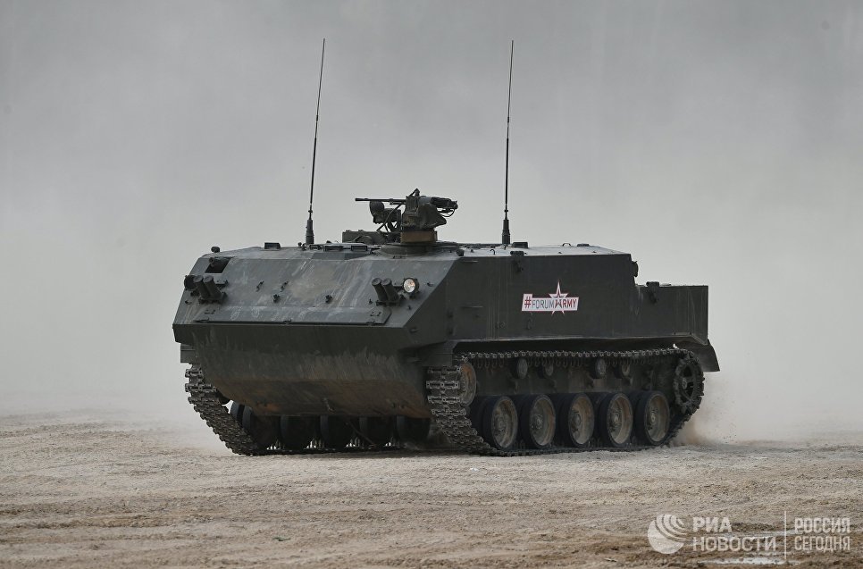 Sự nguy hiểm của những “chú ngựa sắt” trong tay lính dù Nga
