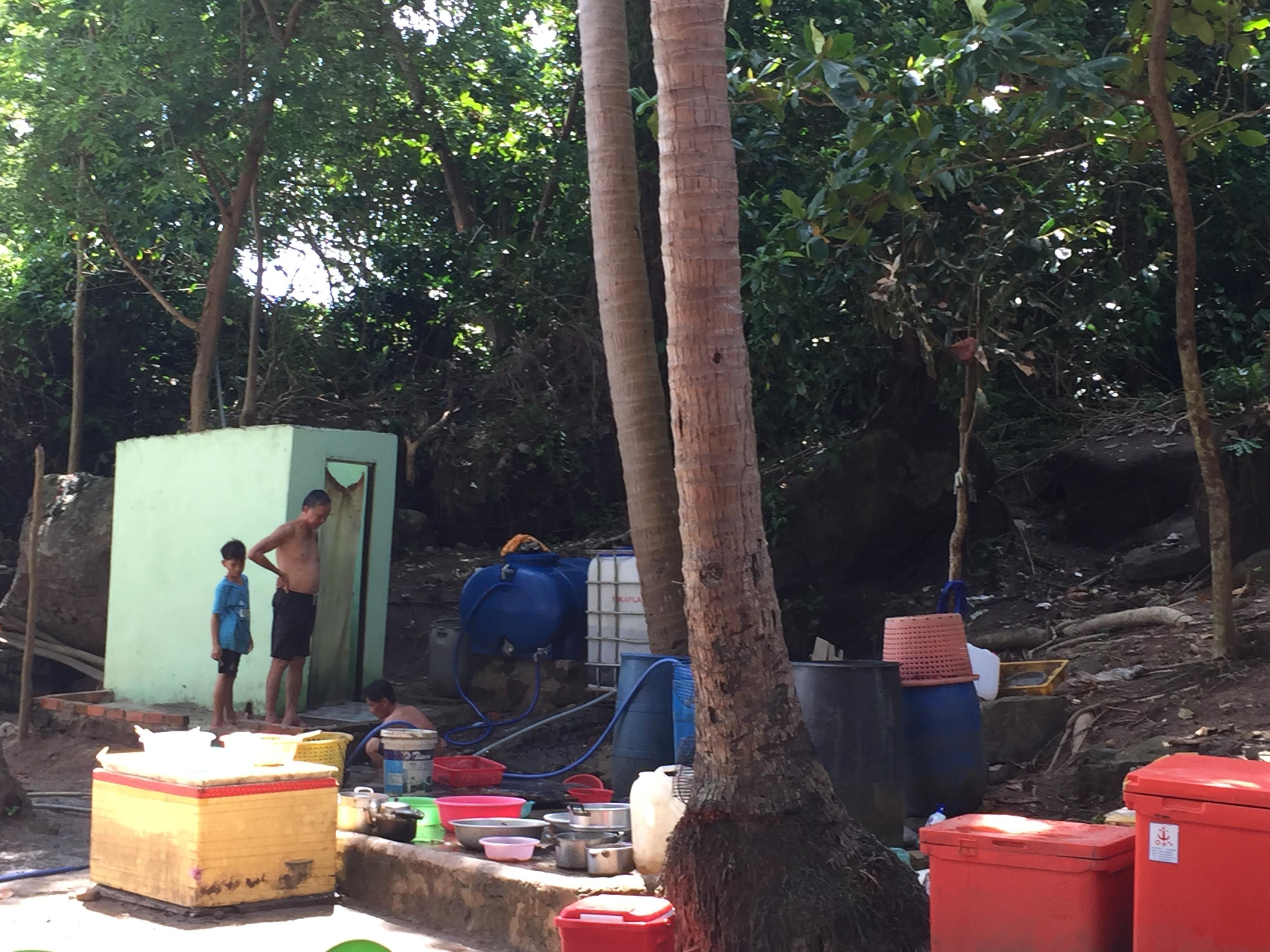 Môi trường ở nhiều điểm du lịch đang bị đe dọa
