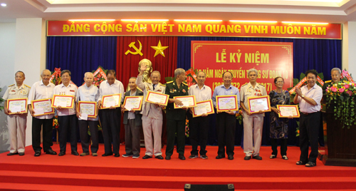 Kỷ niệm 45 năm Ngày truyền thống Sư đoàn 10, Quân đoàn 3
