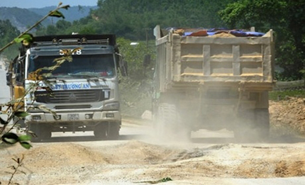 Thông tin từ đường dây nóng
